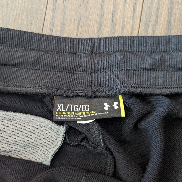 Men's Under Armour Set - Picture 5 of 7